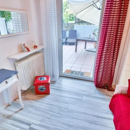 Zu-lago Di Garda Bo-ol Apartment