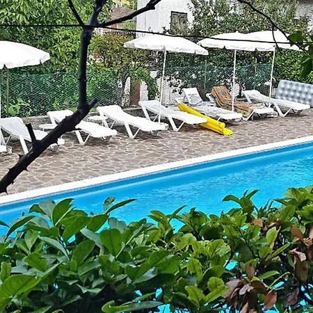 Zu-lago Di Garda Bo-ol Apartment